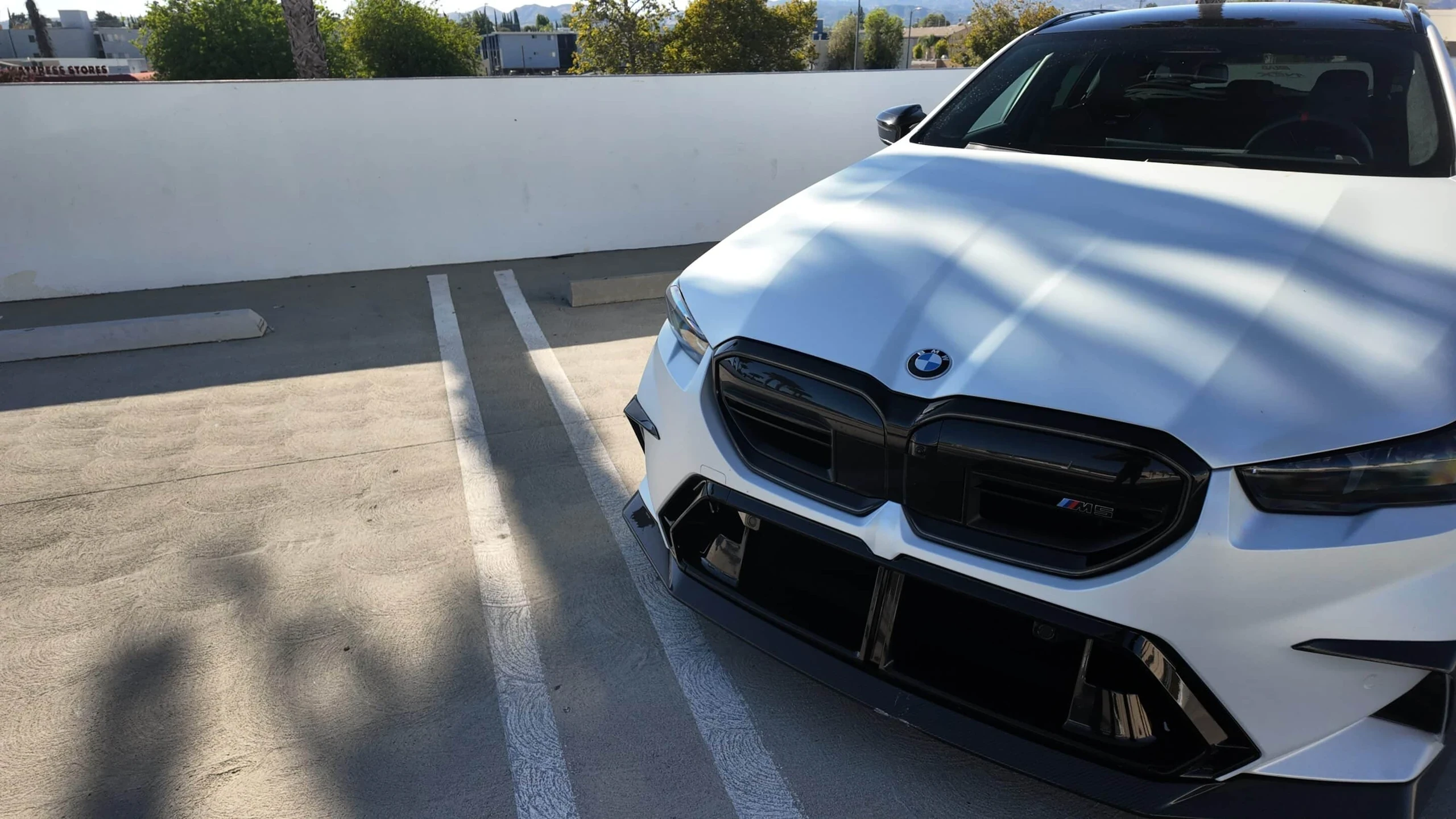BMW M5 Touring for corporate & executive rentals — Miami luxury car lifestyle guide — LUXURY.CAFE guide