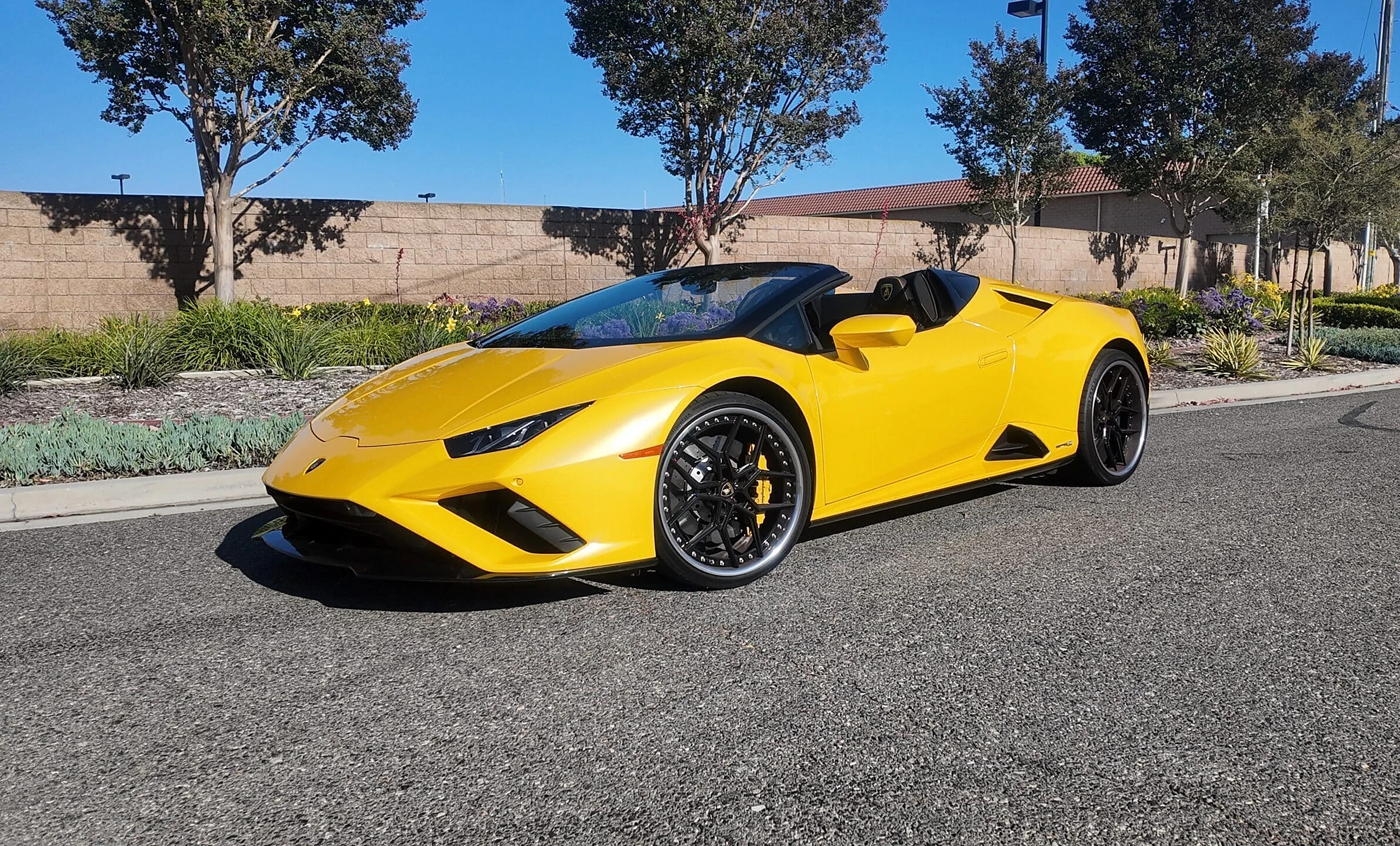 Lamborghini Huracán EVO Spyder detail relevant to weekend exotic rentals on LUXURY.CAFE