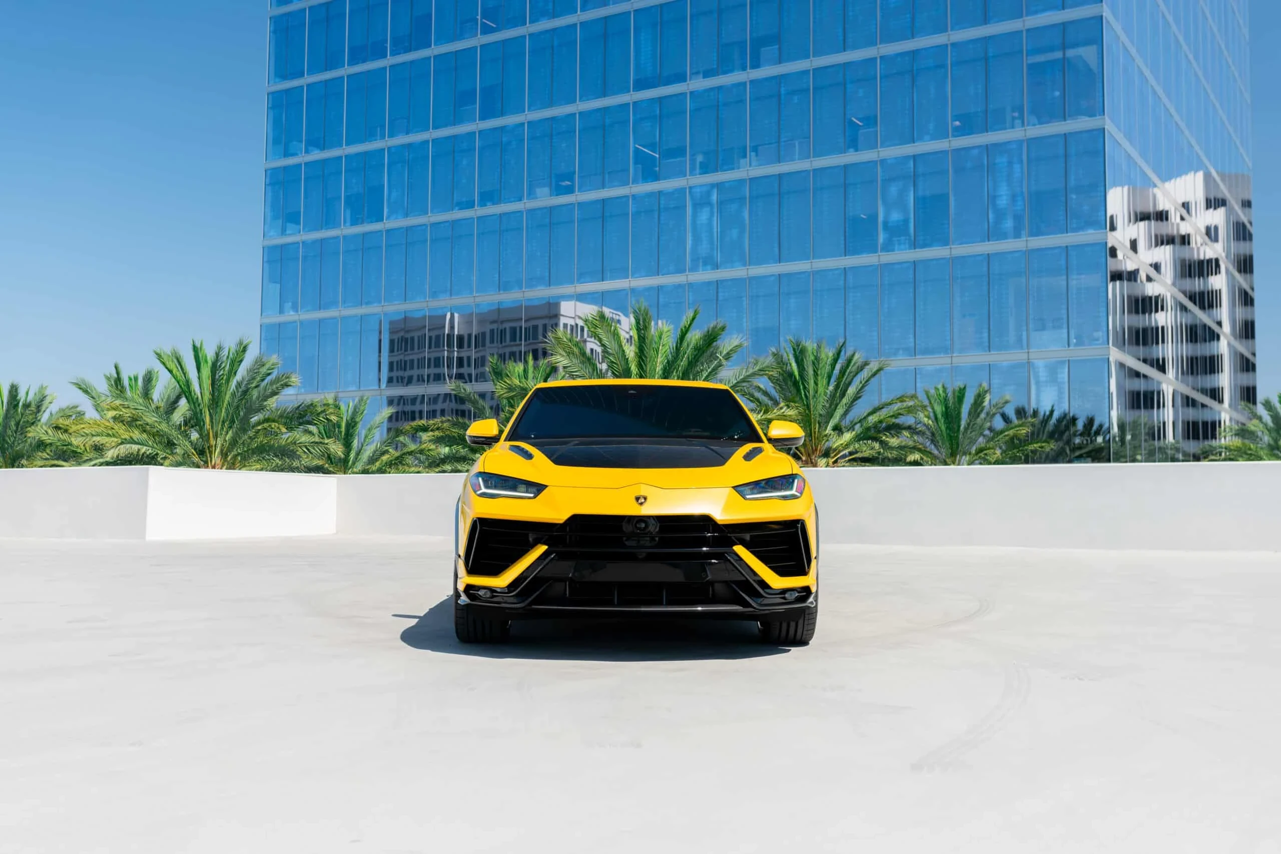 Lamborghini Urus Performante detail relevant to performance suv rentals on LUXURY.CAFE