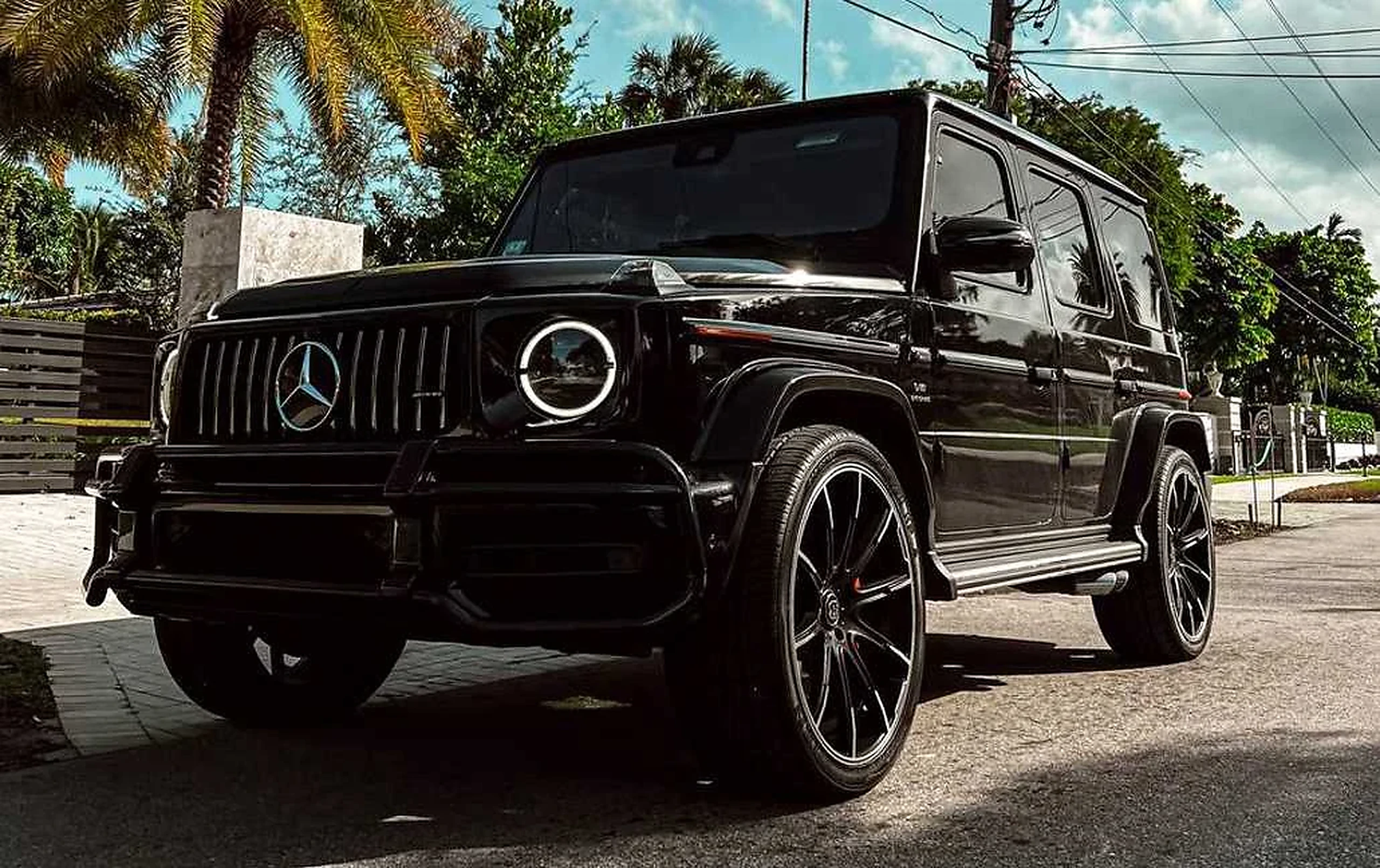Mercedes-AMG G 63 detail relevant to holiday luxury car rentals on LUXURY.CAFE