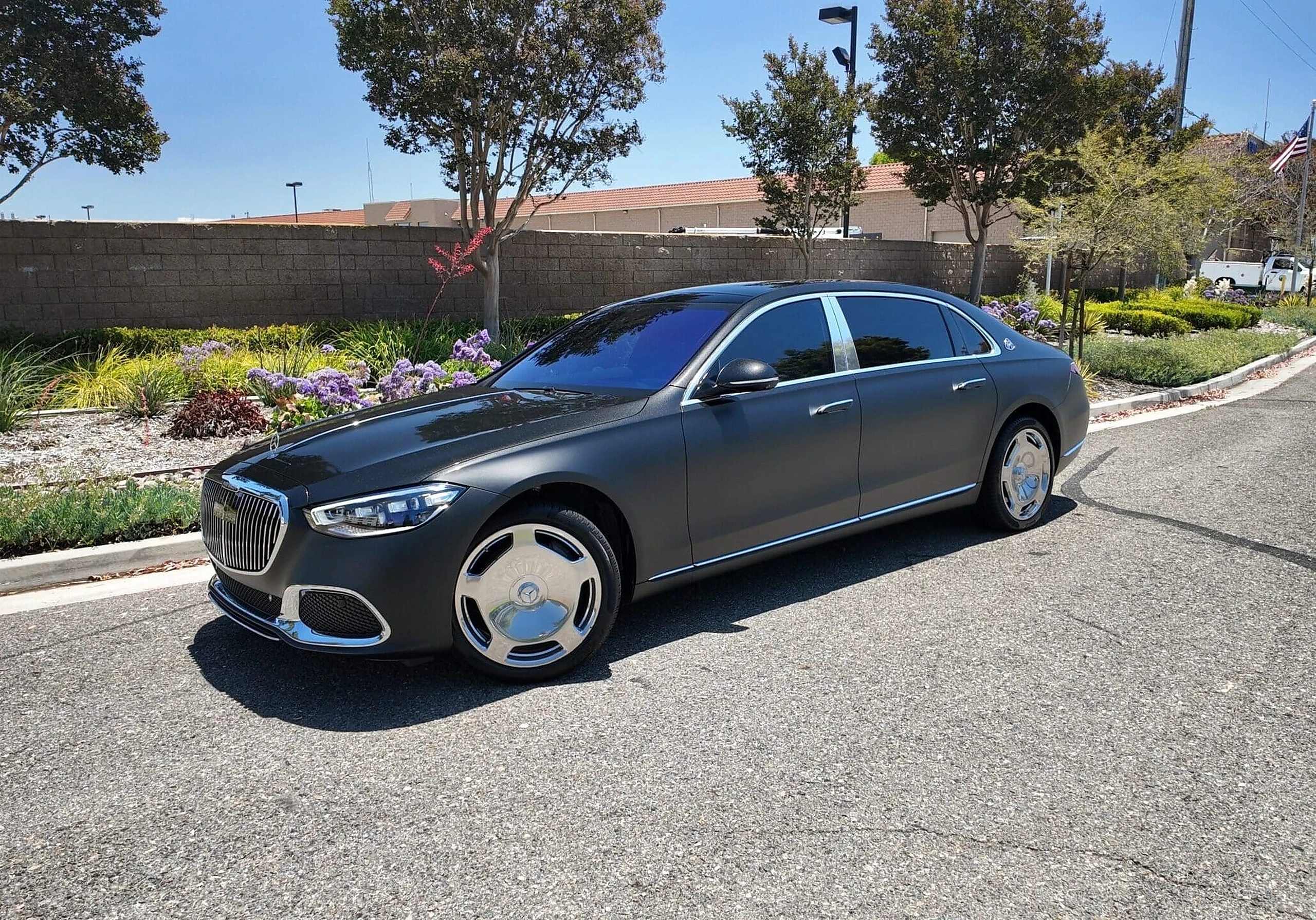 Mercedes-Maybach S 580 for miami office car delivery — Miami luxury car lifestyle guide — LUXURY.CAFE guide