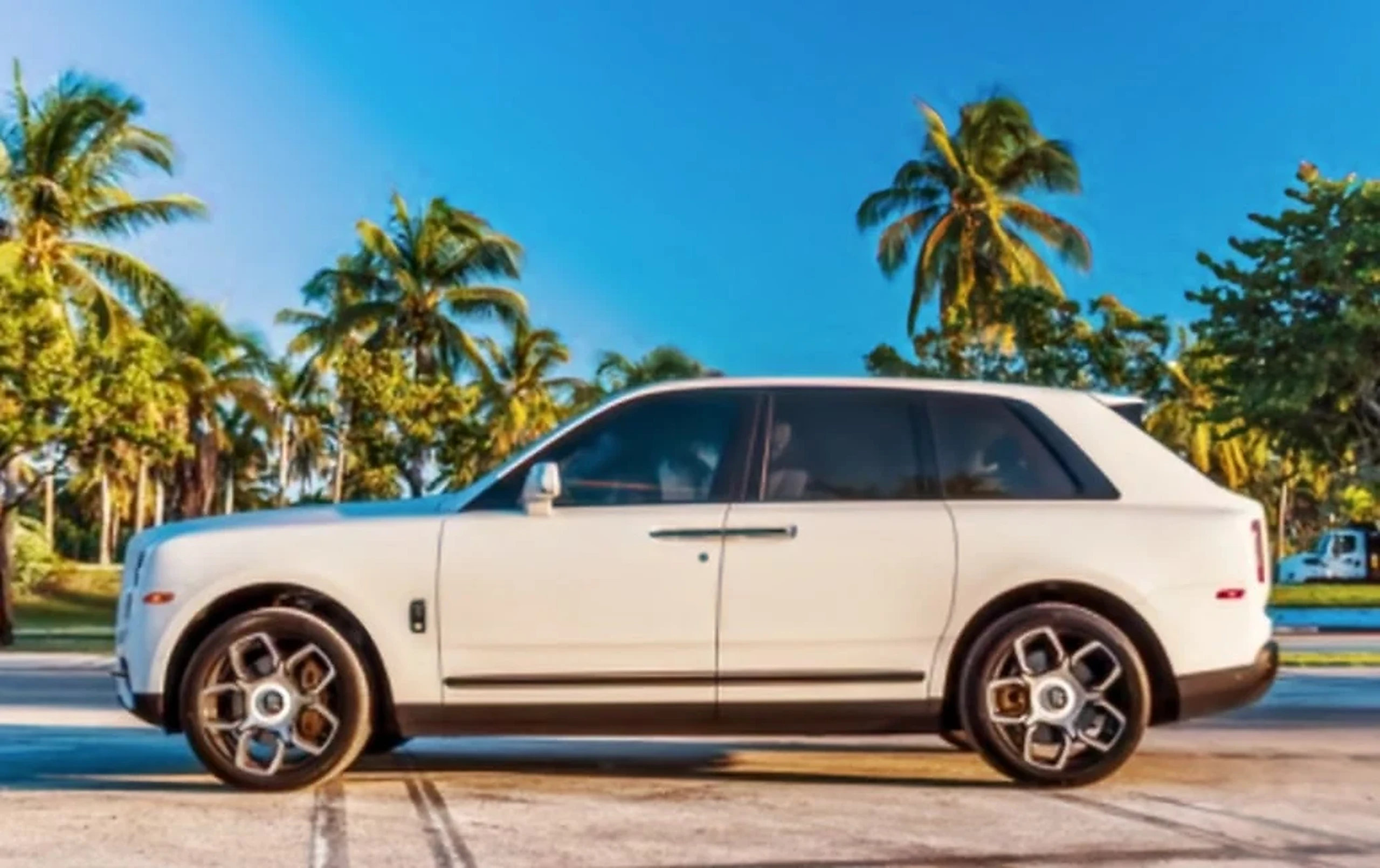 Rolls-Royce Cullinan Black Badge detail relevant to miami event-venue car delivery on LUXURY.CAFE